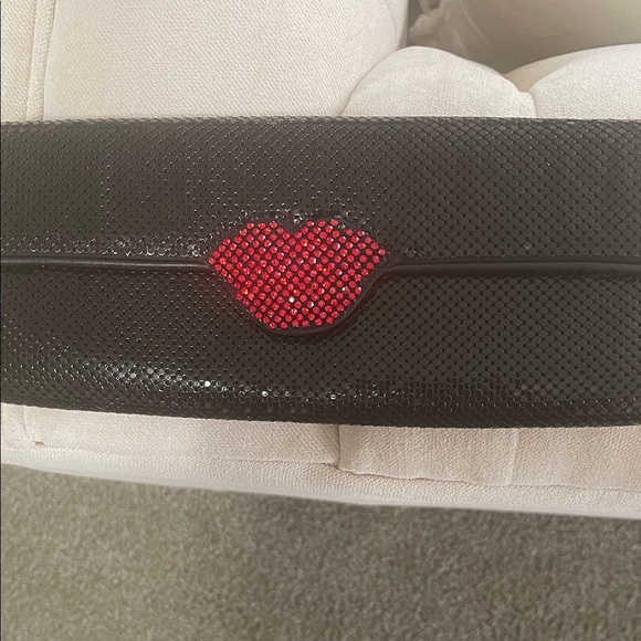 Cache Black Clutch with Red Lip Accent - Picture 2 of 5